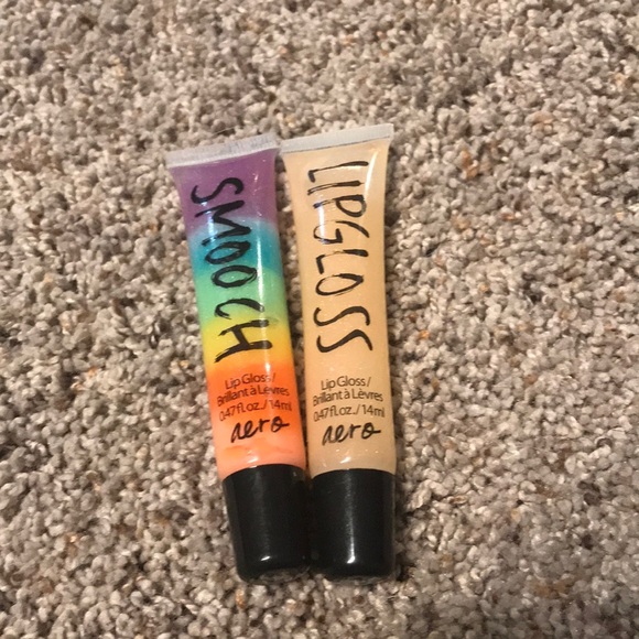 Lip gloss - Picture 3 of 3